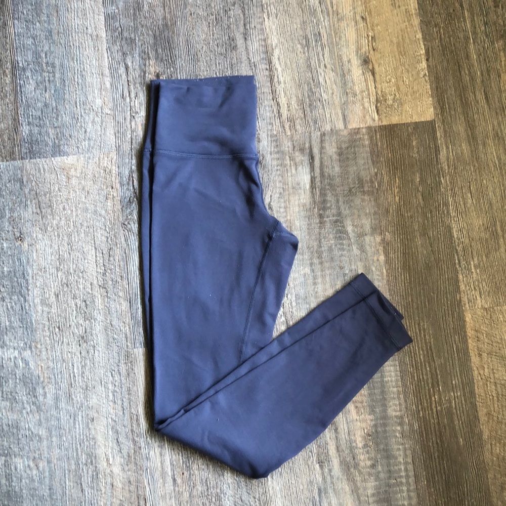 Lululemon size 6 wunder under high rise